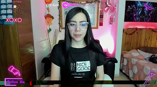 Snapshot of LauGrayJ chatting on February 24, 2025, 12:30 am LauGrayJ online show from February 24, 2025, 12:30 am