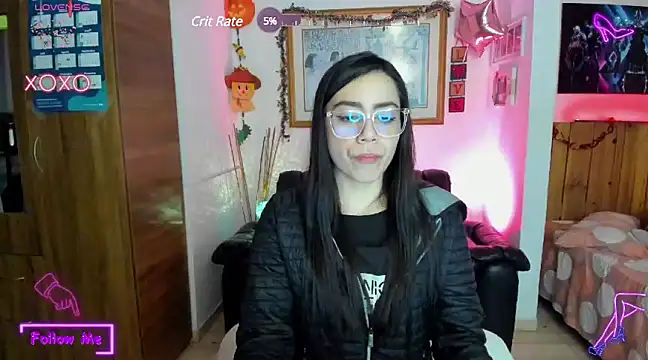 Snapshot of LauGrayJ chatting on February 24, 2025, 3:44 am LauGrayJ online show from February 24, 2025, 3:44 am