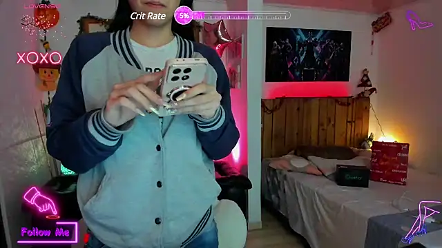 Snapshot of LauGrayJ chatting on February 27, 2025, 1:38 am LauGrayJ online show from February 27, 2025, 1:38 am