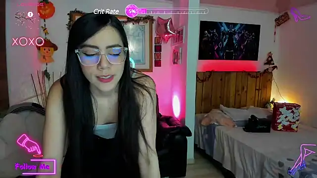 Snapshot of LauGrayJ chatting on March 5, 2025, 6:54 am LauGrayJ online show from March 5, 2025, 6:54 am