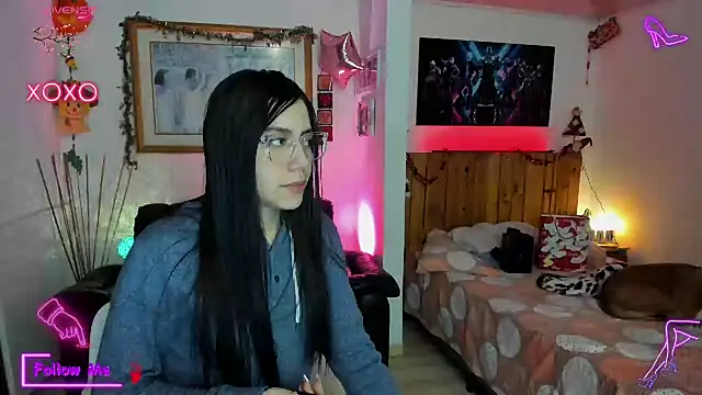 Snapshot of LauGrayJ chatting on March 11, 2025, 6:00 am LauGrayJ online show from March 11, 2025, 6:00 am