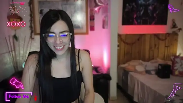 Snapshot of LauGrayJ chatting on March 23, 2025, 12:04 am LauGrayJ online show from March 23, 2025, 12:04 am