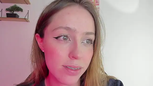 Snapshot of SofiaGc chatting on December 27, 2024, 2:47 am SofiaGc online show from December 27, 2024, 2:47 am