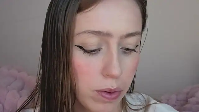 Snapshot of SofiaGc chatting on October 9, 2025, 3:48 am SofiaGc online show from October 9, 2025, 3:48 am