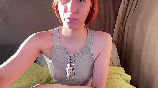 Snapshot of Caliiie-of chatting on March 6, 2025, 7:03 am Caliiie-of online show from March 6, 2025, 7:03 am