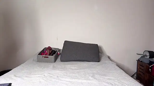 Snapshot of Caliiie-of chatting on March 23, 2025, 7:53 am Caliiie-of online show from March 23, 2025, 7:53 am