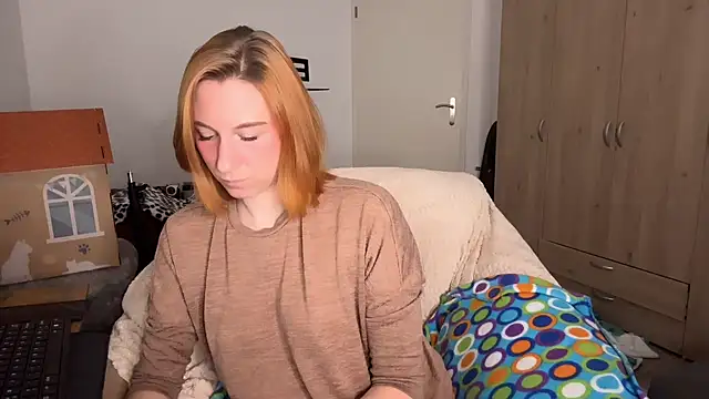 Snapshot of Caliiie-of chatting on September 22, 2025, 7:21 am Caliiie-of online show from September 22, 2025, 7:21 am