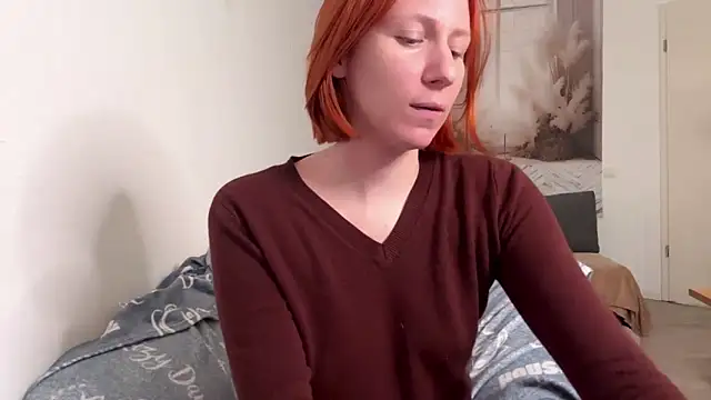 Snapshot of Caliiie-of chatting on October 9, 2025, 8:01 am Caliiie-of online show from October 9, 2025, 8:01 am