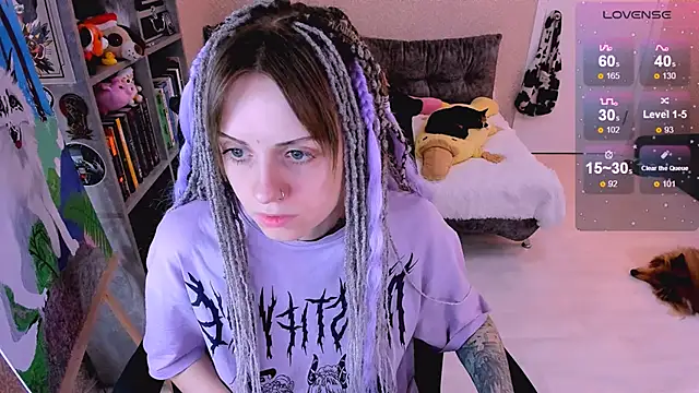 NaniMoore online show from December 9, 2024, 8:11 am