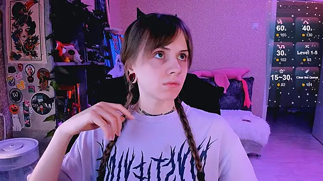 NaniMoore online show from February 15, 2025, 8:11 pm