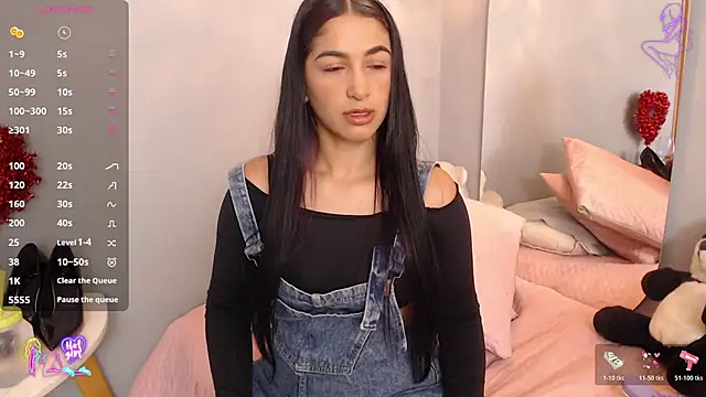 Thayssa ross online show from March 15, 2026, 2:34 pm