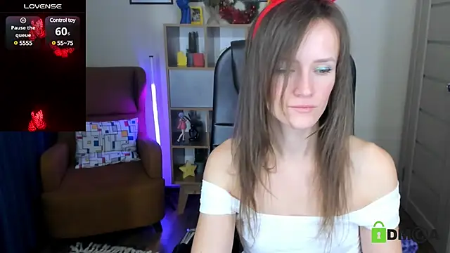 FrancescaCollins online show from December 31, 2024, 10:58 am