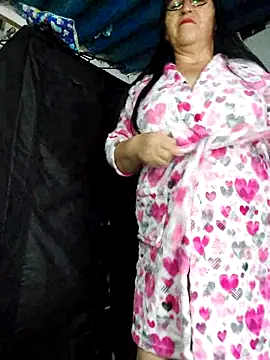 clarita 01 online show from April 6, 2026, 1:01 pm