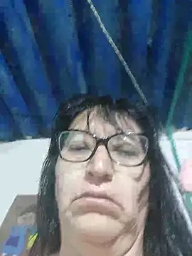 Snapshot of clarita_01 chatting on May 20, 2026, 10:43 am clarita 01 online show from May 20, 2026, 10:43 am
