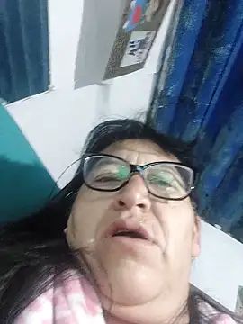 Snapshot of clarita_01 chatting on May 22, 2026, 10:54 am clarita 01 online show from May 22, 2026, 10:54 am