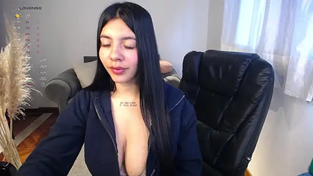Snapshot of Alin_Aly chatting on May 14, 2026, 2:35 pm Alin Aly online show from May 14, 2026, 2:35 pm