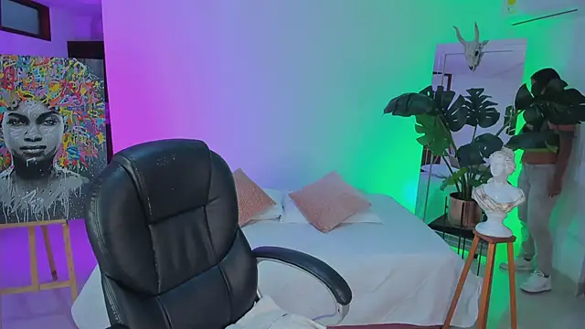 JANYLOVE   online show from February 17, 2026, 10:45 am