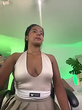 JANYLOVE   online show from May 30, 2026, 11:07 am