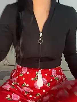 Snapshot of gizemseks chatting on November 26, 2025, 5:47 pm gizemseks online show from November 26, 2025, 5:47 pm