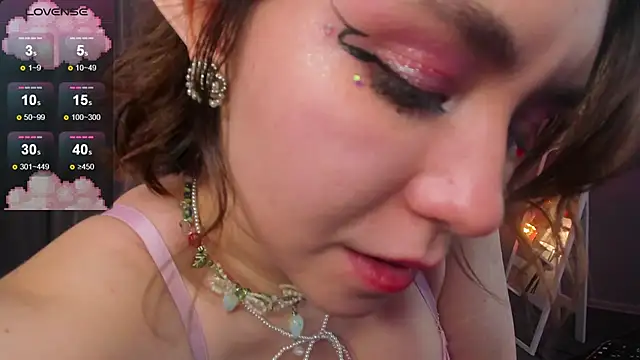 lilly Cherry  online show from February 17, 2025, 1:42 pm