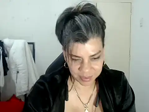 vikyadams online show from February 25, 2025, 1:50 pm