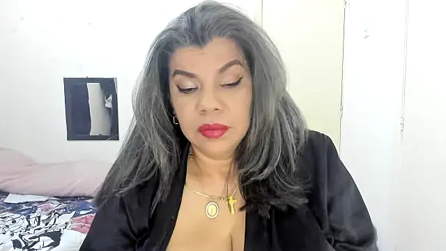 vikyadams online show from February 21, 2026, 3:18 am