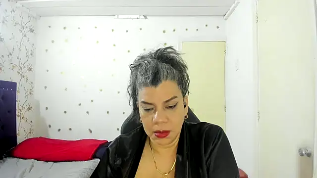 Snapshot of vikyadams chatting on April 20, 2026, 12:41 pm vikyadams online show from April 20, 2026, 12:41 pm