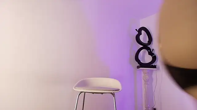 Arya-02 online show from November 11, 2025, 9:53 am