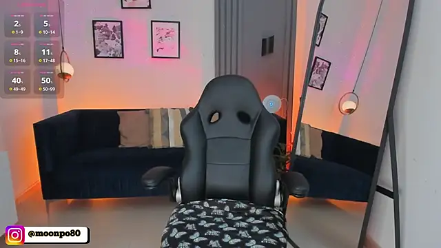 Luna  Ponce online show from April 2, 2026, 5:32 pm