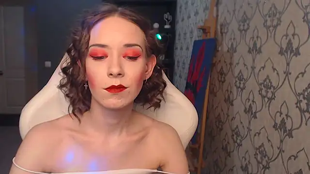 FascinatingEyess online show from May 24, 2026, 6:35 pm