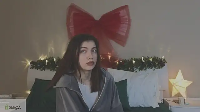 Snapshot of katty__cat chatting on December 26, 2024, 12:59 pm katty cat online show from December 26, 2024, 12:59 pm