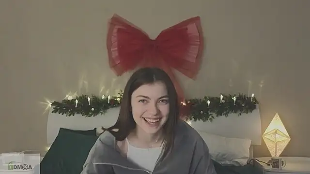 Snapshot of katty__cat chatting on December 26, 2024, 4:04 pm katty cat online show from December 26, 2024, 4:04 pm