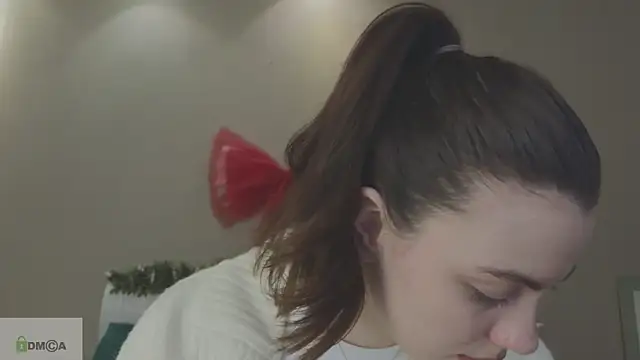 Snapshot of katty__cat chatting on December 30, 2024, 1:14 pm katty cat online show from December 30, 2024, 1:14 pm