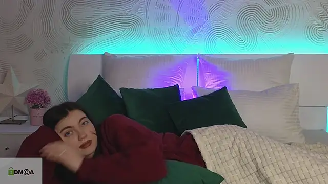 Snapshot of katty__cat chatting on January 23, 2025, 4:04 pm katty cat online show from January 23, 2025, 4:04 pm