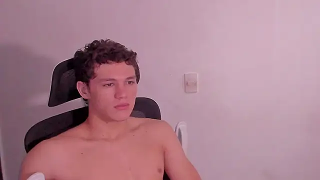 laurent nova online show from April 8, 2026, 3:56 pm