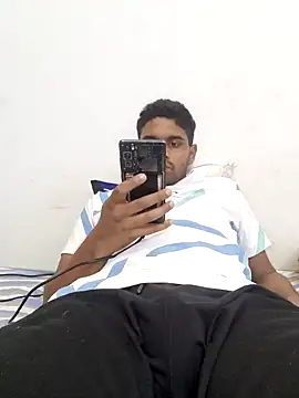 Snapshot of mykecockslong chatting on February 7, 2025, 10:29 am mykecockslong online show from February 7, 2025, 10:29 am