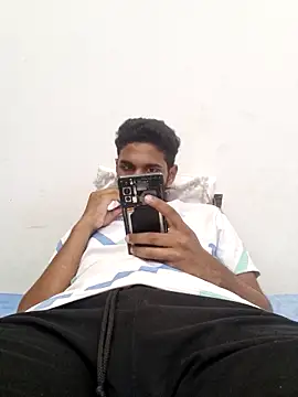 Snapshot of mykecockslong chatting on February 18, 2025, 10:27 am mykecockslong online show from February 18, 2025, 10:27 am