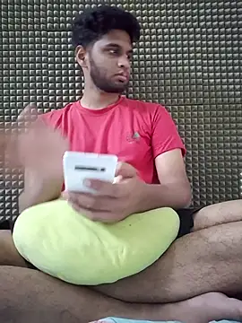 Snapshot of mykecockslong chatting on October 21, 2025, 12:39 pm mykecockslong online show from October 21, 2025, 12:39 pm