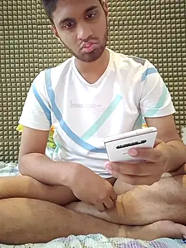 Snapshot of mykecockslong chatting on February 3, 2026, 11:04 am mykecockslong online show from February 3, 2026, 11:04 am