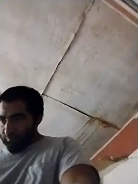 brownfeet online show from February 3, 2025, 4:04 am