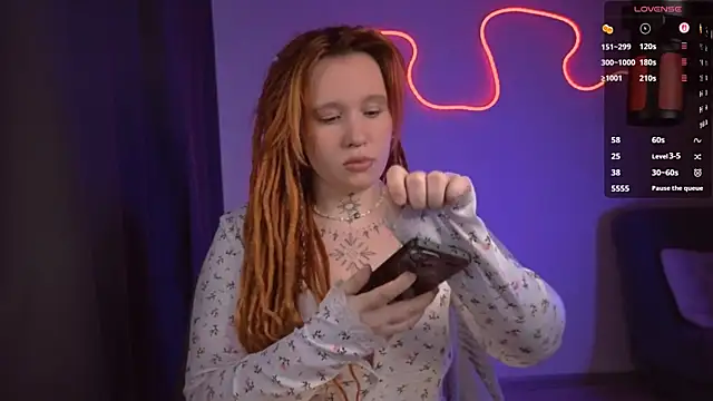 The Full Red Moon online show from April 21, 2026, 9:04 am