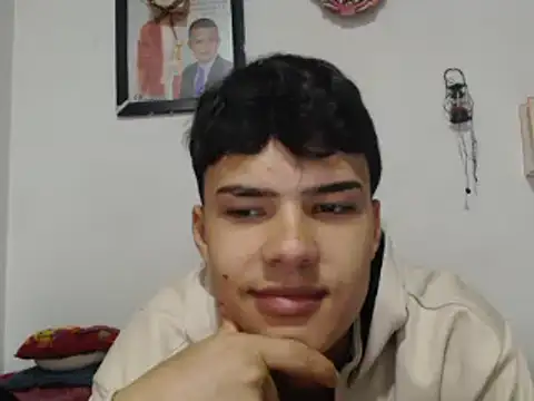 Snapshot of masterdaniel88 chatting on February 9, 2025, 8:34 pm masterdaniel88 online show from February 9, 2025, 8:34 pm