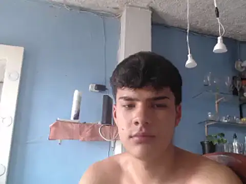 Snapshot of masterdaniel88 chatting on February 20, 2025, 8:14 pm masterdaniel88 online show from February 20, 2025, 8:14 pm