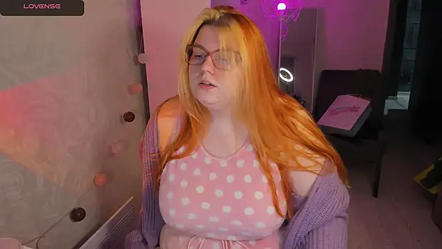 Melissa Purr online show from April 22, 2026, 7:59 pm