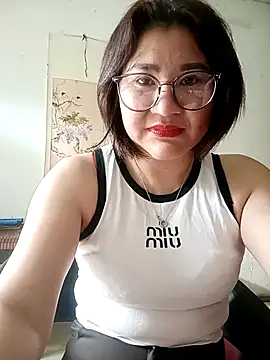 Snapshot of Rose_DiDi chatting on April 21, 2026, 2:51 am Rose DiDi online show from April 21, 2026, 2:51 am