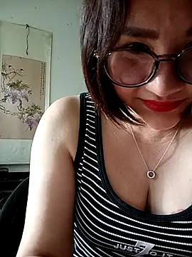 Snapshot of Rose_DiDi chatting on April 30, 2026, 5:36 am Rose DiDi online show from April 30, 2026, 5:36 am
