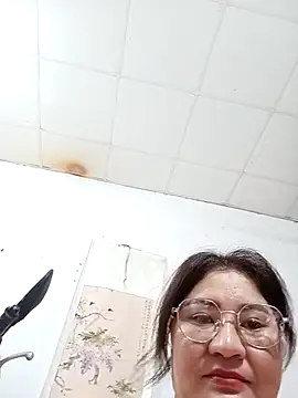Snapshot of Rose_DiDi chatting on May 19, 2026, 6:03 pm Rose DiDi online show from May 19, 2026, 6:03 pm