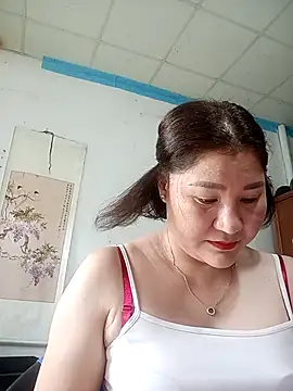 Snapshot of Rose_DiDi chatting on July 9, 2026, 4:05 am Rose DiDi online show from July 9, 2026, 4:05 am