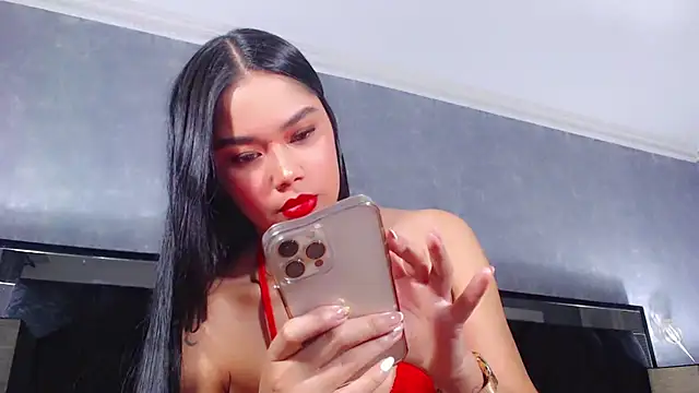 Snapshot of JasmineMoore chatting on December 19, 2024, 10:10 pm JasmineMoore online show from December 19, 2024, 10:10 pm