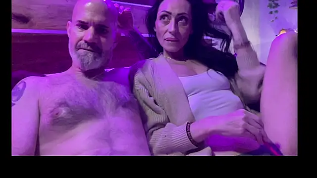 Snapshot of NC_Bald_and_Beautiful chatting on October 17, 2025, 9:06 pm NC Bald and Beautiful online show from October 17, 2025, 9:06 pm